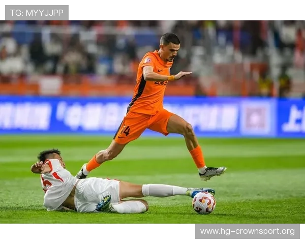 替补登场2分钟即进球 右脚小角度低射为复出之战开门红